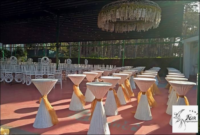 Bistro Masa Kiralama